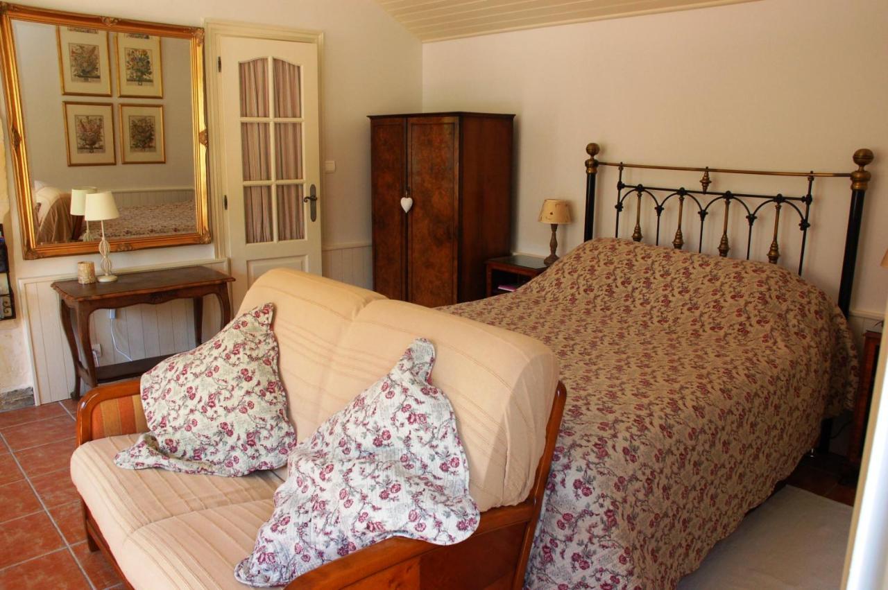 Bed and Breakfast Le Logis Du Pressoir Chambre D'Hotes Bed & Breakfast In Beautiful 18Th Century Estate In The Heart Of The Loire Valley With Heated Pool And Extensive Grounds Les Bois-d'Anjou Экстерьер фото